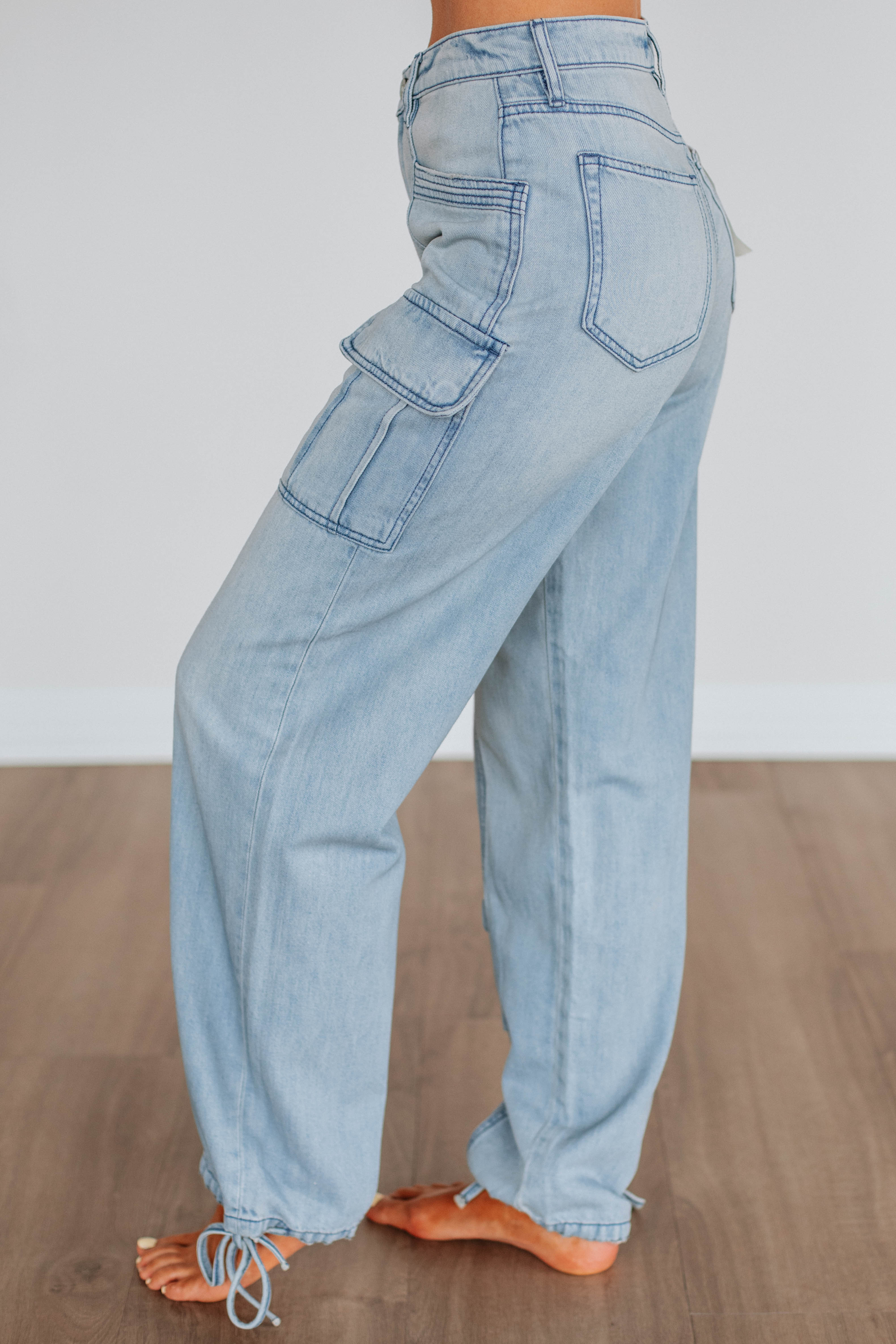 Alyx Hidden Cargo Jeans - Light Wash - Image 5