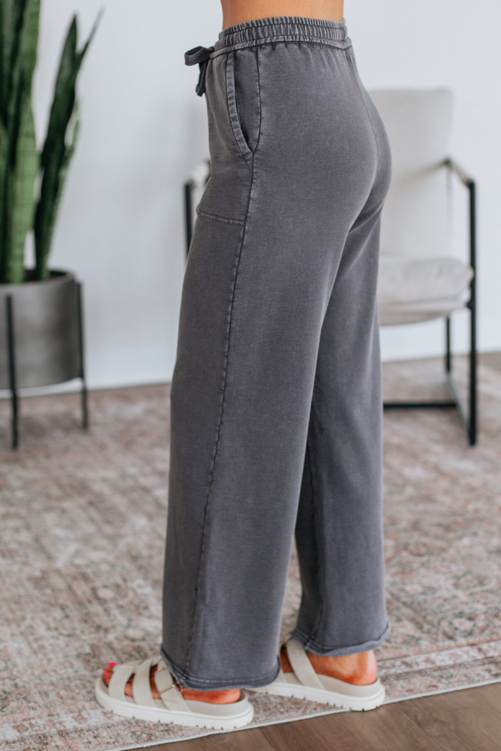 Saar Lounge Pants - Charcoal - Image 4