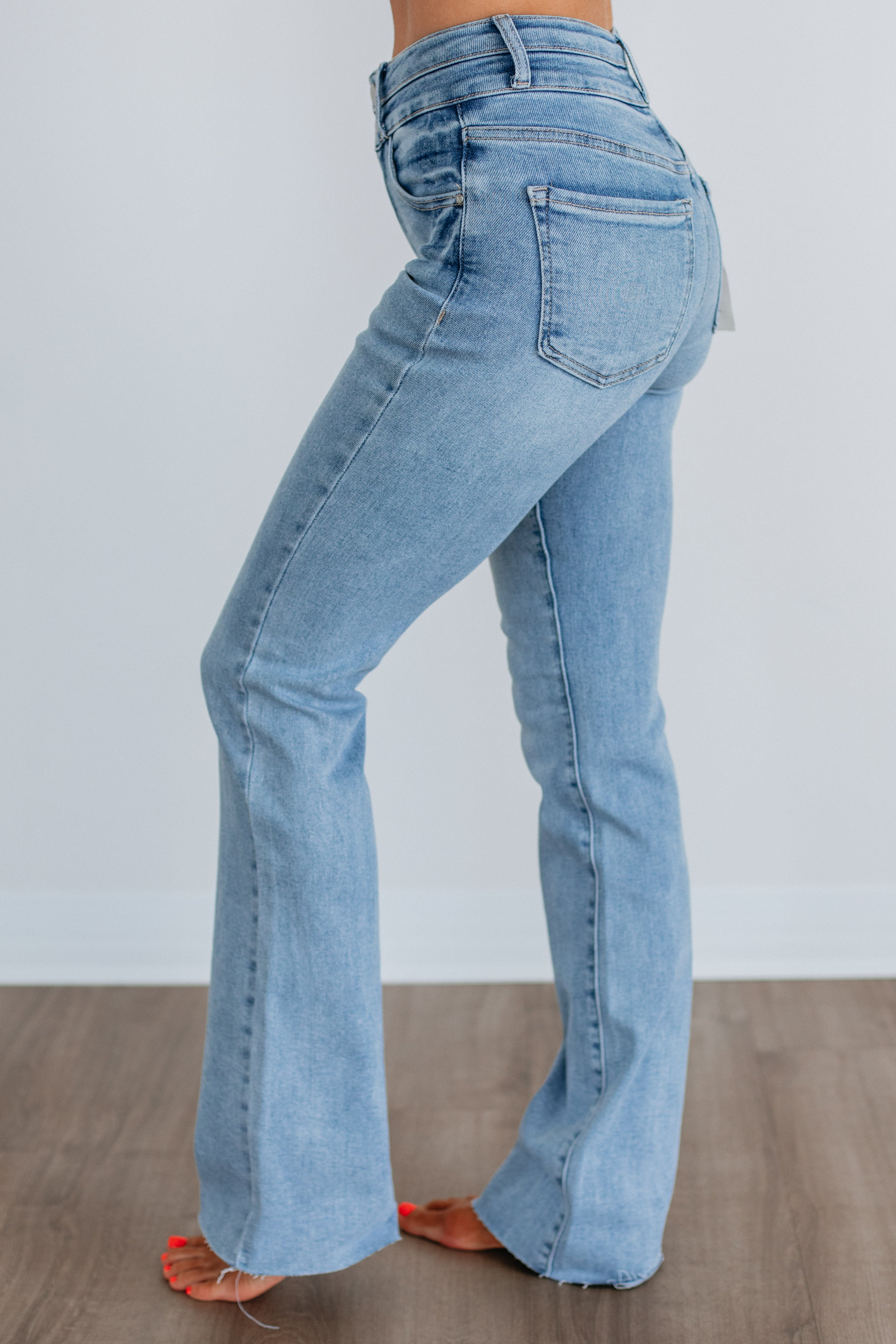Wilder Risen Jeans - Light Wash - Image 2