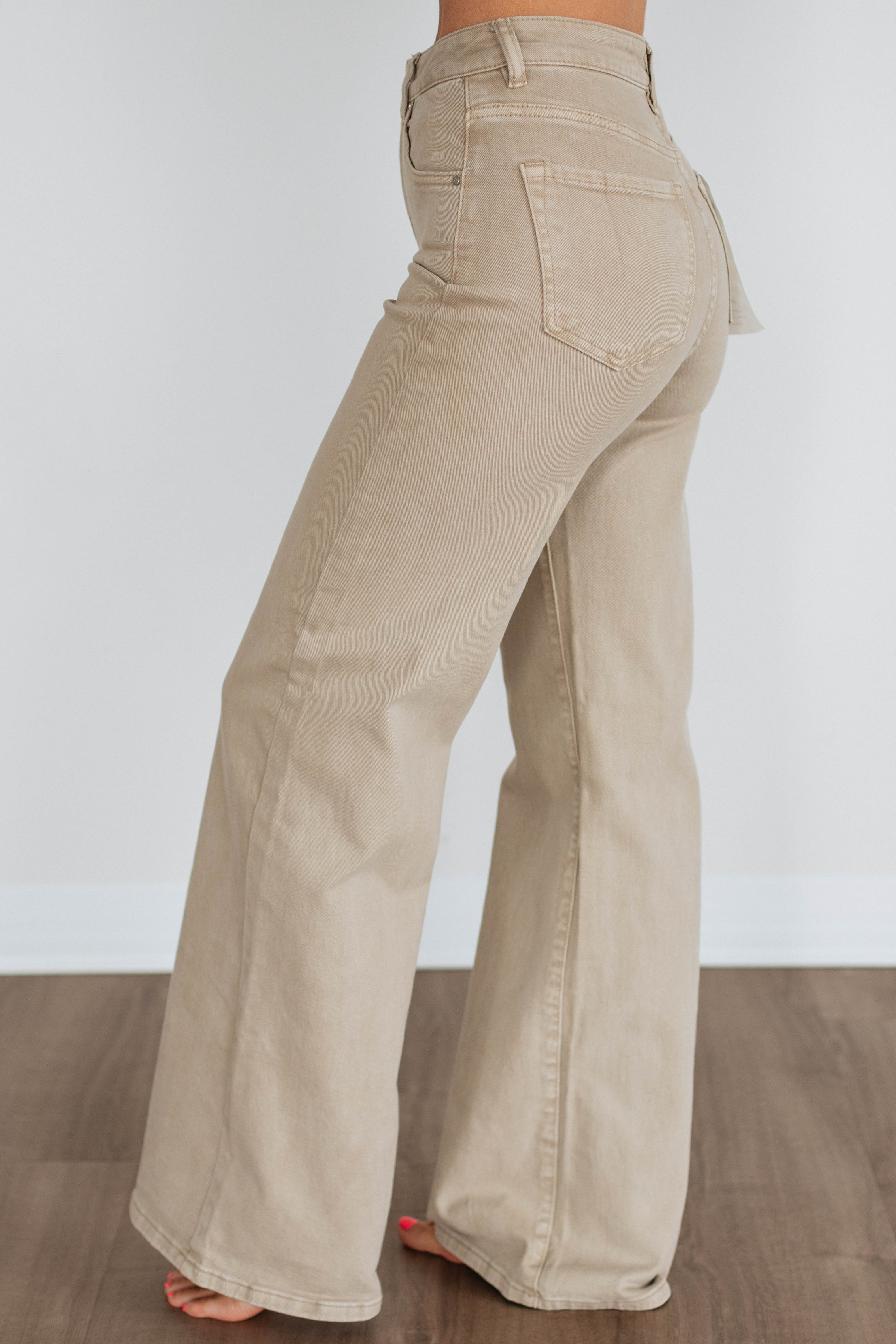 Kenna Risen Jeans - Khaki - Image 6
