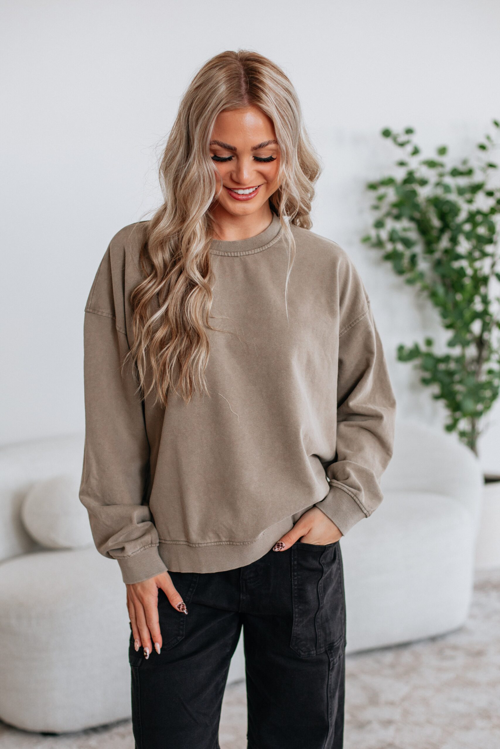 Amala Washed Crewneck - Image 13