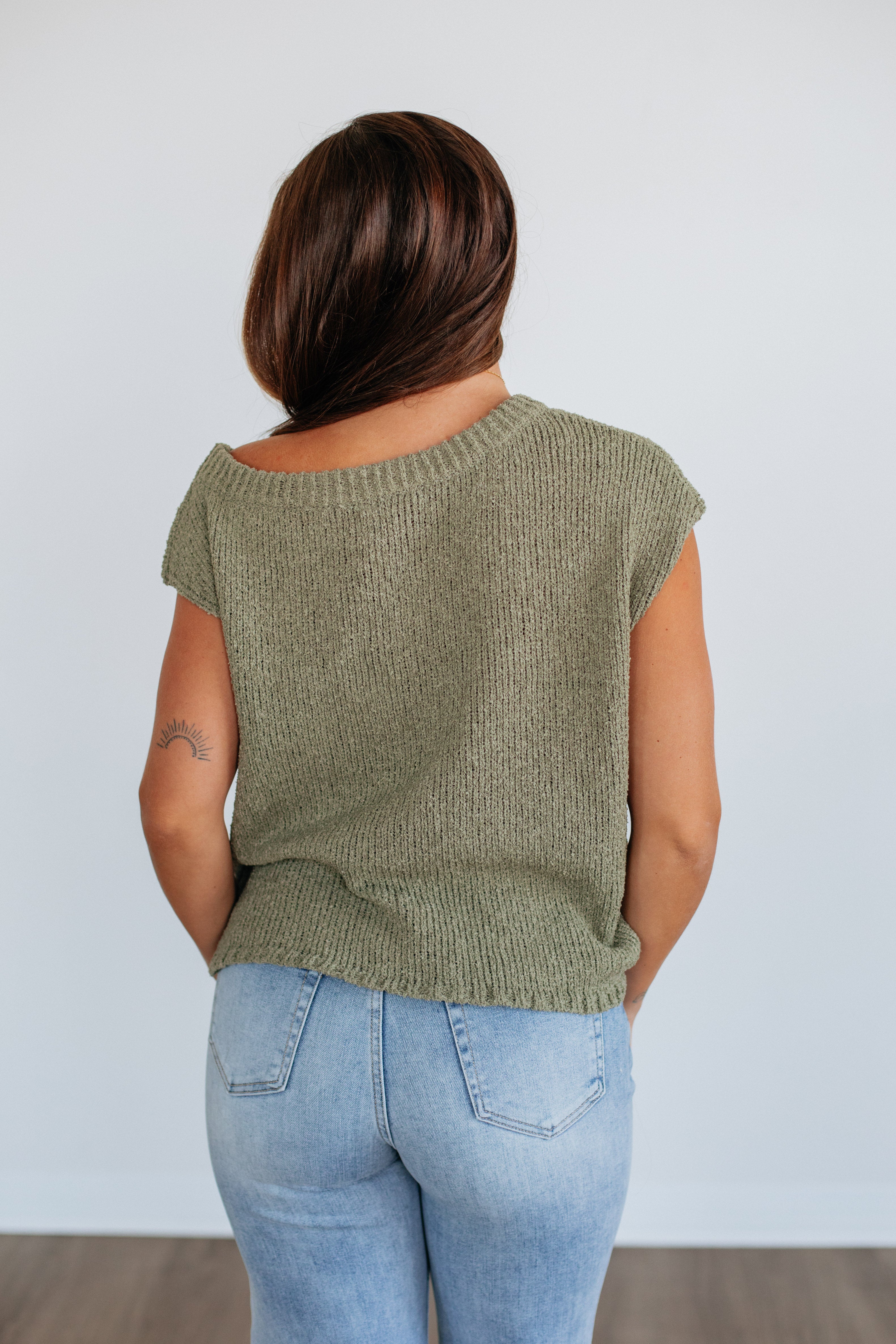 Cerissa Off The Shoulder Sweater - Image 15