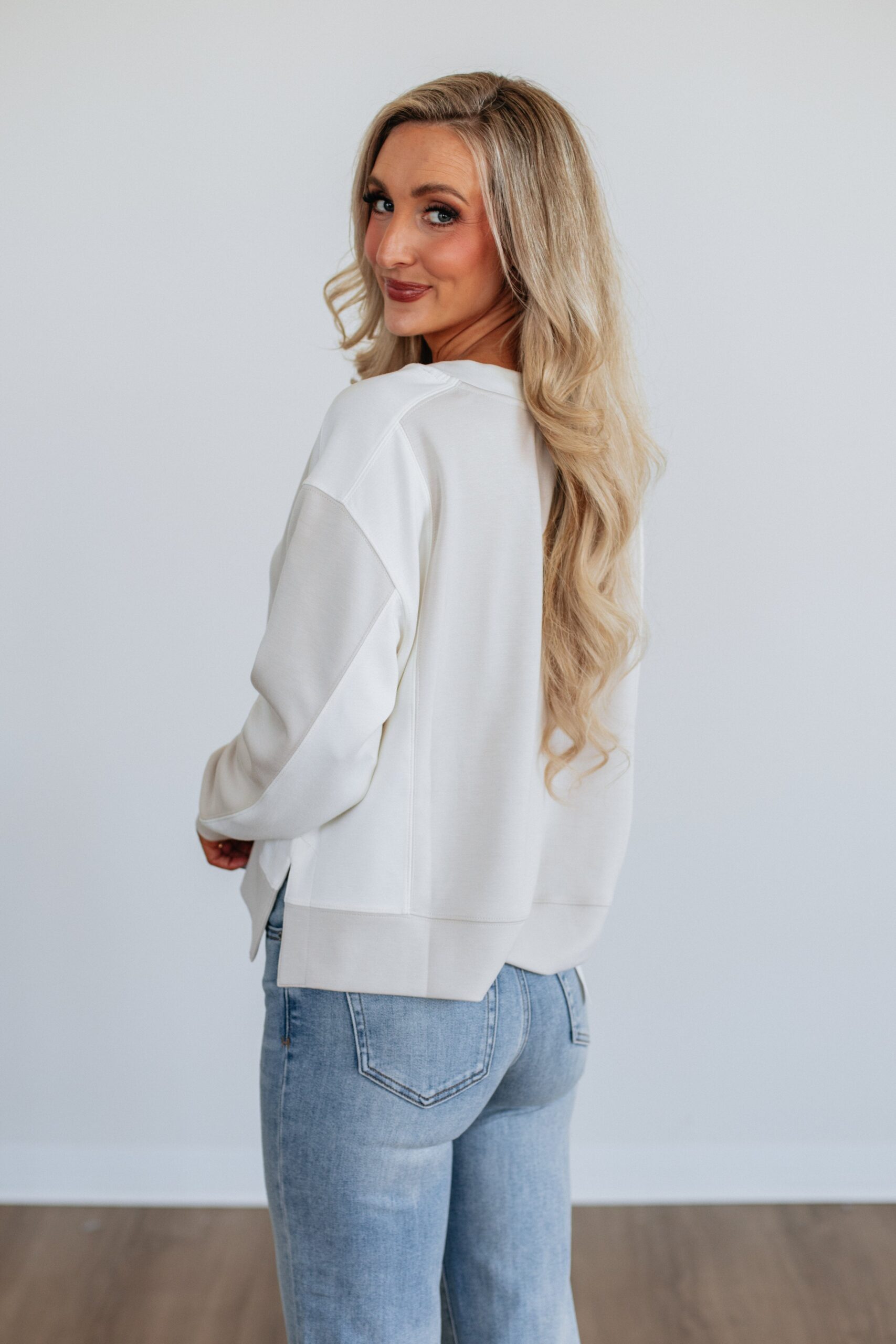 Trayce Colorblock Pullover - Image 5