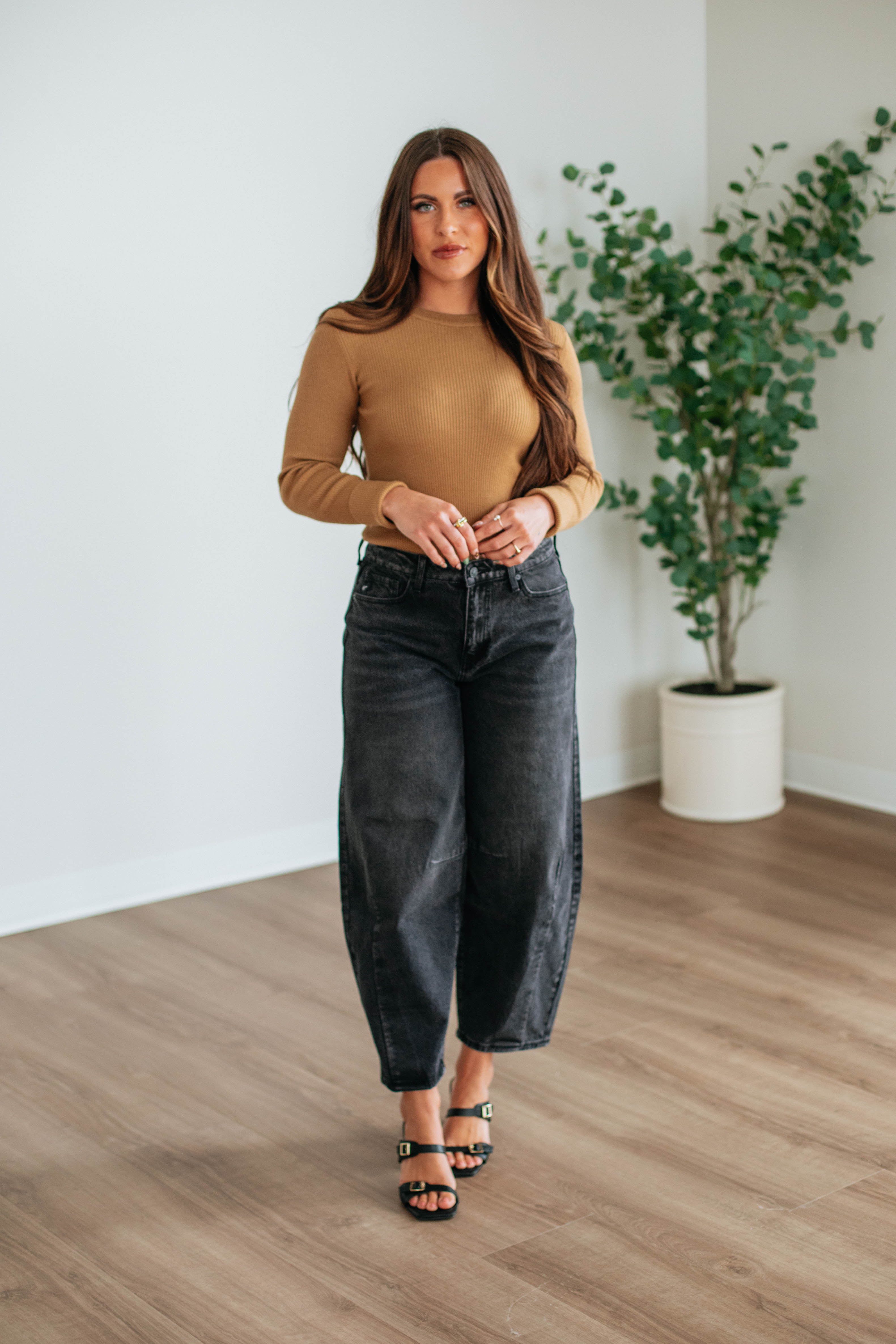 Cara Ribbed Sweater - Image 26